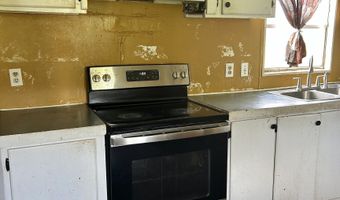 144 Red River Ln, Alma, GA 31510