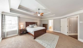 62 Applewood Ln, Acworth, GA 30101