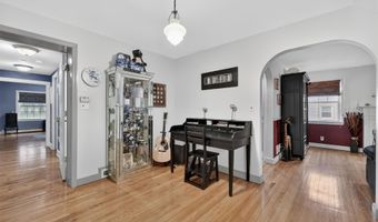 69 S Airmont Rd, Airmont, NY 10901