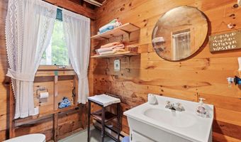 20 Lily Bay Ln, Parsonsfield, ME 04047