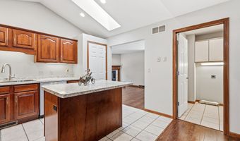 2205 Trenton Rd, Asbury, IA 52002