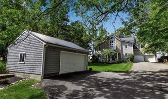 565 Wendt Dr, Angola, NY 14006