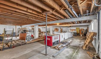 634 Ritter Dr, Beaver, WV 25813
