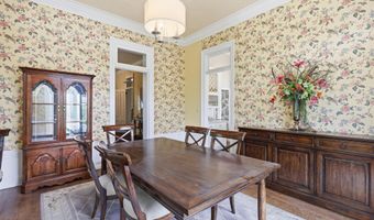 709 E 12th St, Baxter Springs, KS 66713