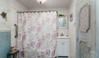 43 N Woodard Ave, Absarokee, MT 59001