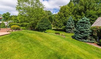 429 Woonsocket Hill Rd, North Smithfield, RI 02896