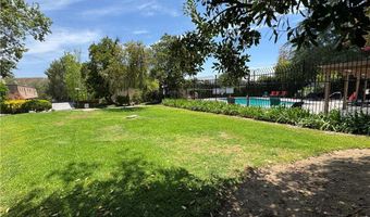 4059 Yankee Dr, Agoura Hills, CA 91301