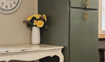 104 Cottage Brook Cir, Anderson, MO 64831