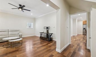 2104 Crenshaw Blvd, Los Angeles, CA 90016