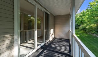 2950 Hunley Dr, Ann Arbor, MI 48105