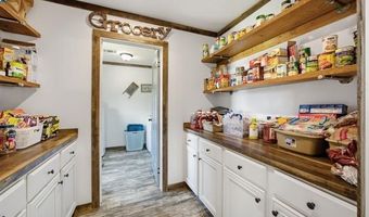 5172 S Sawmill Rd, Atoka, OK 74525
