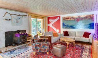 320 Shore Rd, Amagansett, NY 11930