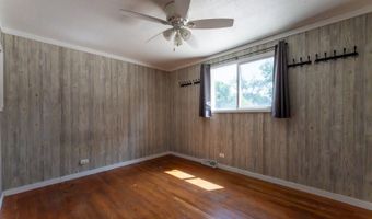 425 S Clarendon Ave, Addison, IL 60101