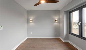 2237 Trillium Ln, Ann Arbor, MI 48104