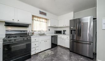 701 Beach Ave, Beachwood, NJ 08722