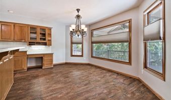 1 May Ln, Bella Vista, AR 72715