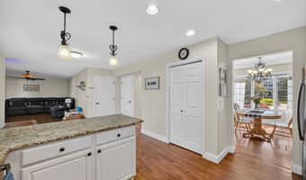 3706 SW Bluegrass Cir, Ankeny, IA 50023
