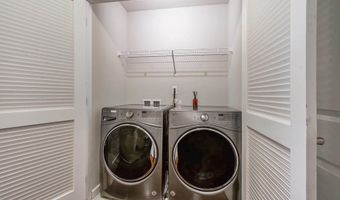 2765 Ashcombe Dr, Ann Arbor, MI 48105