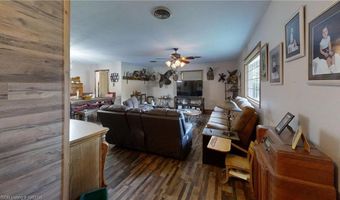 904 5th Ter, Barling, AR 72923