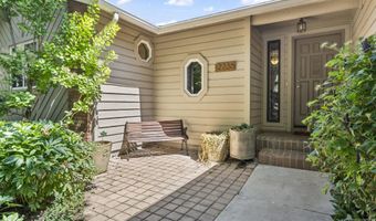 2236 E Roanoke Dr, Boise, ID 83712