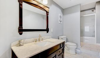 77 Warren Dr, Aberdeen, NJ 07747