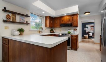 3673 Pheasant Dr, Ann Arbor, MI 48103