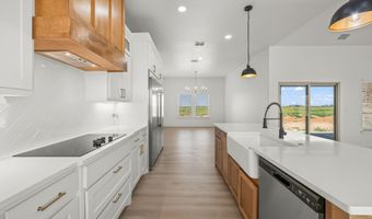 706 E F M 597, Abernathy, TX 79311