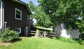 44 Bailey St, Barre, VT 05641