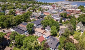 11 Albert Mdw, Bar Harbor, ME 04609