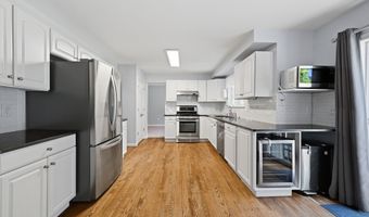 2- B Topstone Dr, Bethel, CT 06801