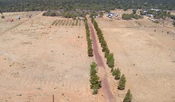 6484 S COYOTE Rd, Apple Valley, UT 84737