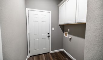 207 S James St, Alvarado, TX 76009
