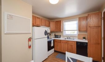 70 Carroll Ave 509, Newport, RI 02840