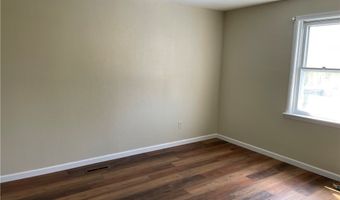 110 Liberty St, Amsterdam, OH 43908