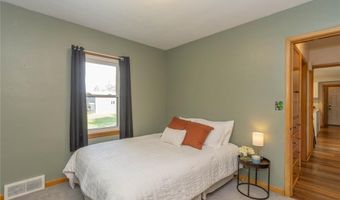 805 31st Ave, Middle Amana, IA 52203
