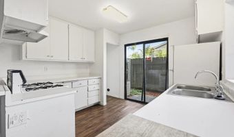 1225 N Broadway 14, Escondido, CA 92026