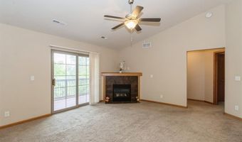 1080 Rachael St 304, North Liberty, IA 52317