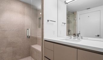 2000 Island Blvd 903, Aventura, FL 33160