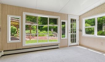 250 Whipple Ave, Burrillville, RI 02858