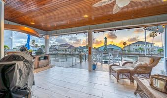 126 Sea View Dr, Aransas Pass, TX 78336