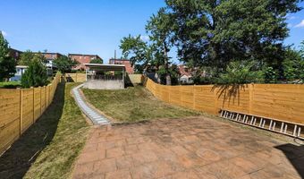 1004 GALLOWAY St NE, Washington, DC 20011