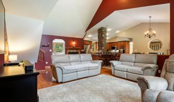 15 Hamden Place Rd, Arundel, ME 04046