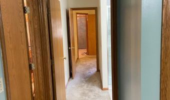 828 Highbanks Dr 21, Allegan, MI 49010