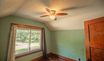 306 E College, Algona, IA 50511