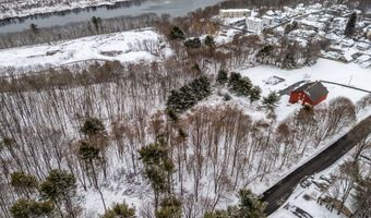 57 Oxford St, Augusta, ME 04330