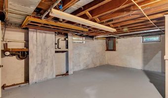 213 Shaker Rd, Albany, NY 12211