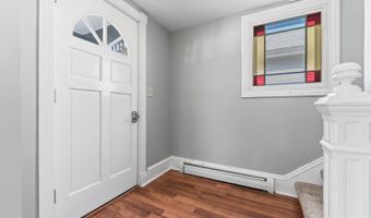 130 W Broadway, Bangor, ME 04401