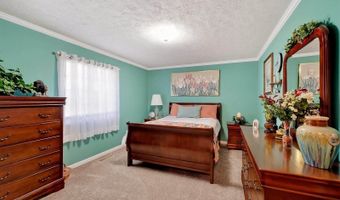 834 Deerfield Rd, Anderson, IN 46012