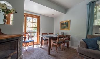 5601 Freedom Blvd, Aptos, CA 95003
