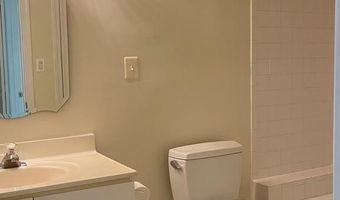 44106 NATALIE Ter 301, Ashburn, VA 20147